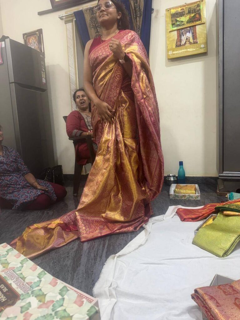 Bride wearing Dharmavaram pattu saree at Telugu wedding — Vijay Silks Dharmavaram Andhra Pradesh